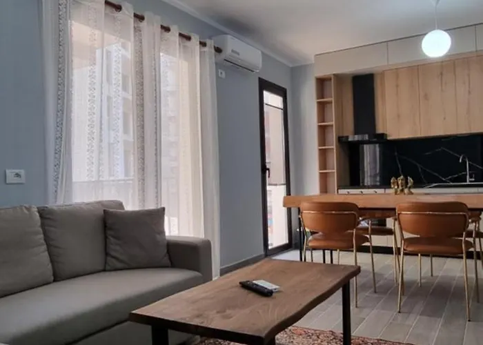 Mine Peza Lux Apartment