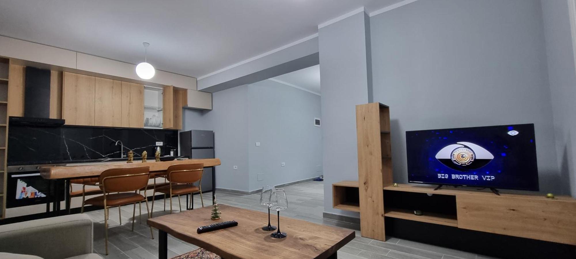 Apartment Mine Peza Lux Tirana